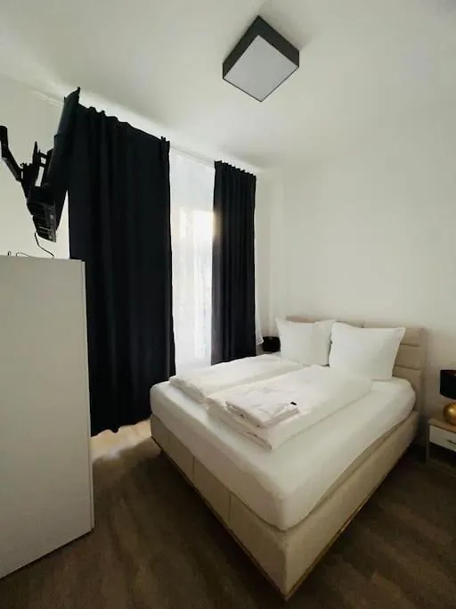 ברלין 2 Room Apartment Am Ufer Mit Boxspringbetten