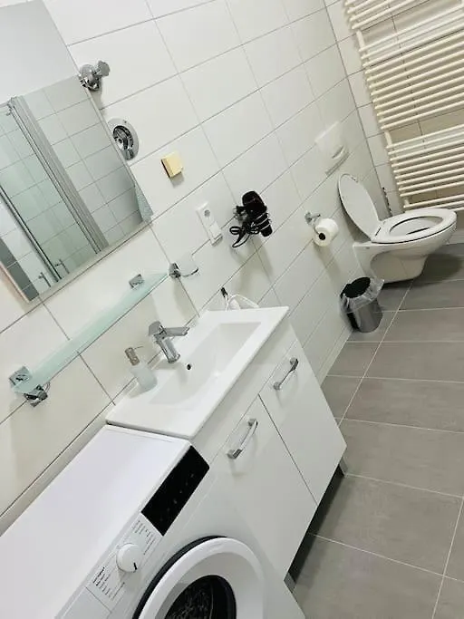 ברלין 2 Room Apartment Am Ufer Mit Boxspringbetten 0*,